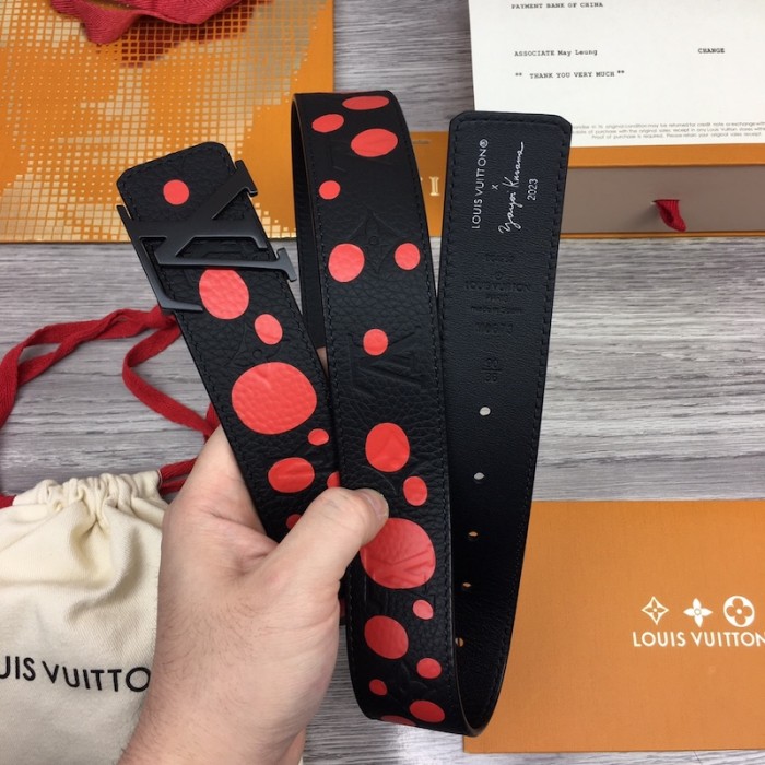 l**is V*t*n lv x yk lv initiales 40mm reversible belt m0673