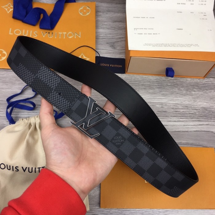 LV Damier Infini Initiales 40MM Reversible Belt M0340V