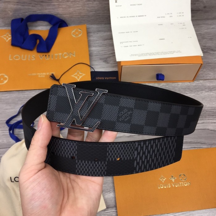 LV Damier Infini Initiales 40MM Reversible Belt M0340V