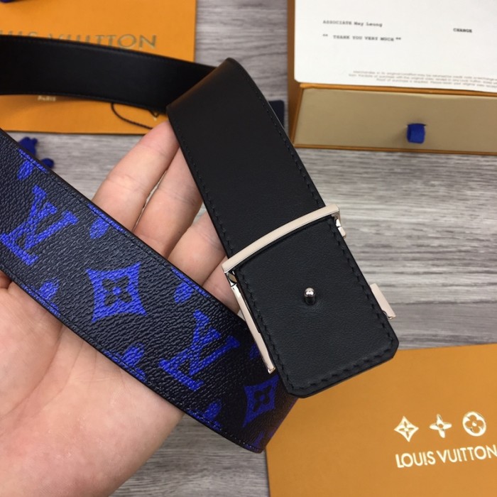 LV Initiales Everyday LV 40MM Reversible Belt MP302V