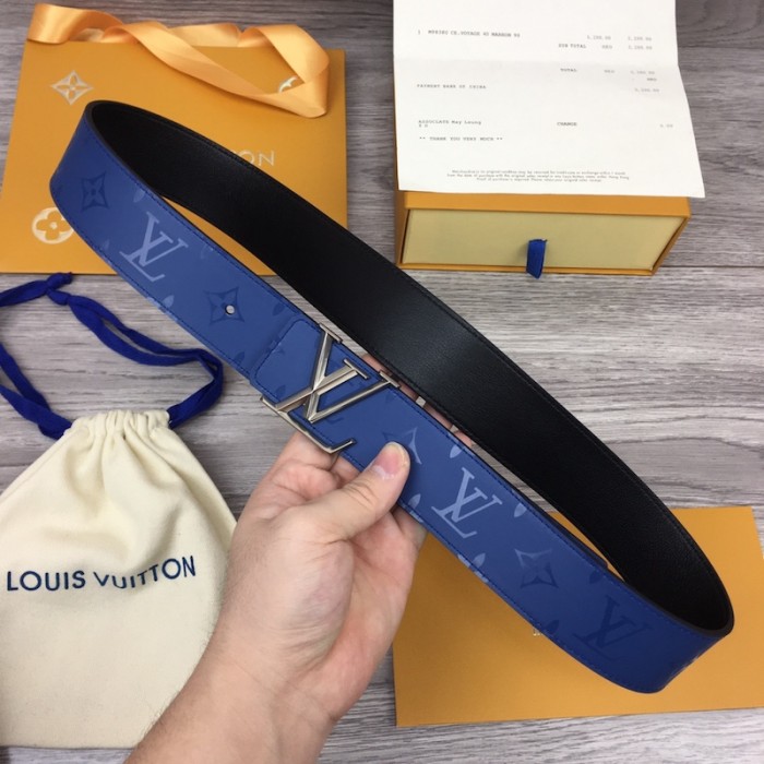 LV Pyramide 40mm Reversible Belt M0091