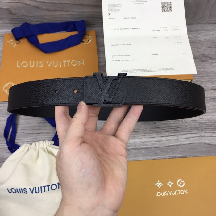 l**is V*t*n initiales 35mm taiga leather belt m6897