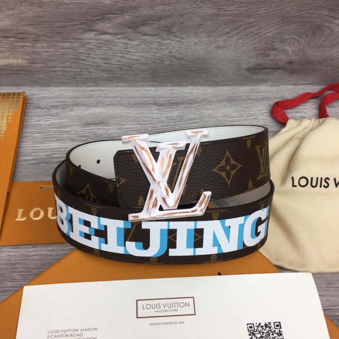 l**is V*t*n lv pyramide cities exclusive 40mm reversible belt m0489