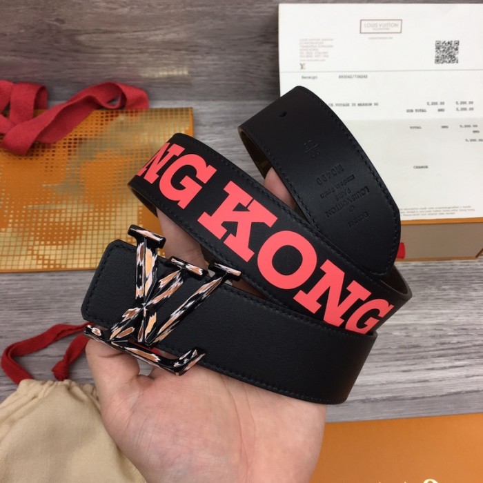 l**is V*t*n lv pyramide cities exclusive 40mm reversible belt m0490