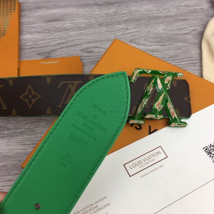 l**is V*t*n lv pyramide cities exclusive 40mm reversible belt m0497