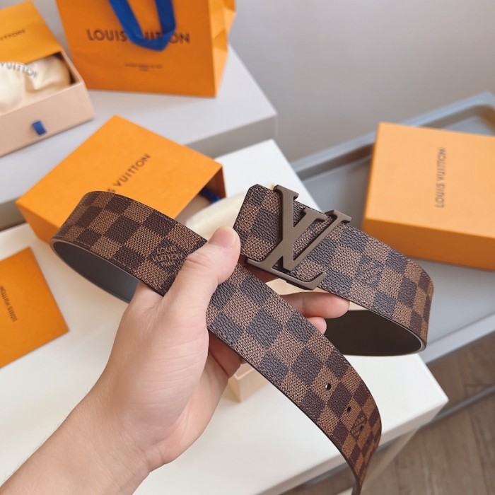 l**is V*t*n damier ebene initiales belt m9807