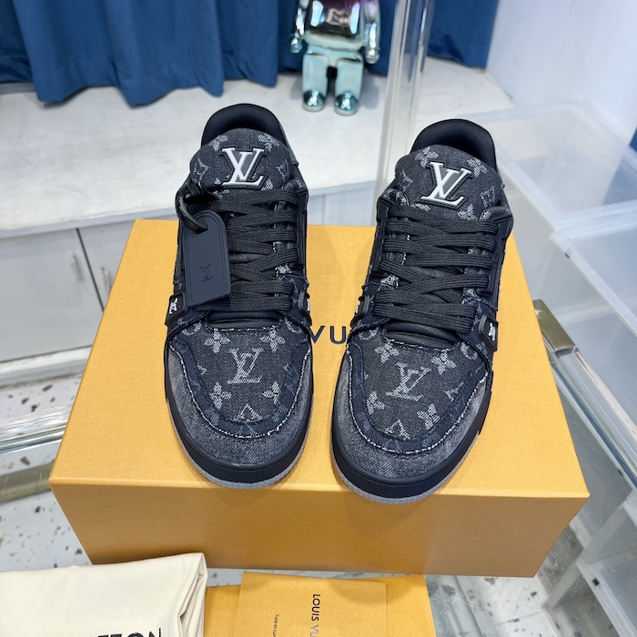l**is V*t*n lv trainer sneaker 1ac4zh