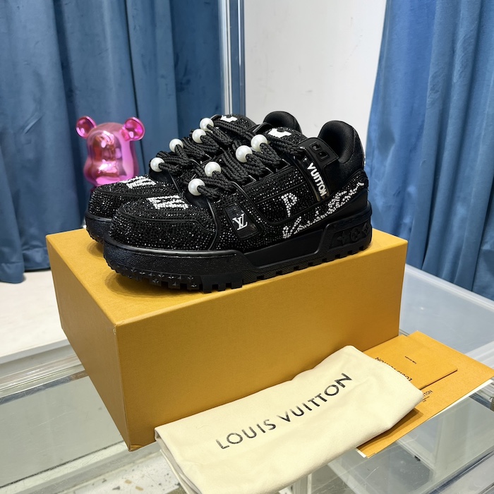 l**is V*t*n lv trainer maxi sneaker 1aceon