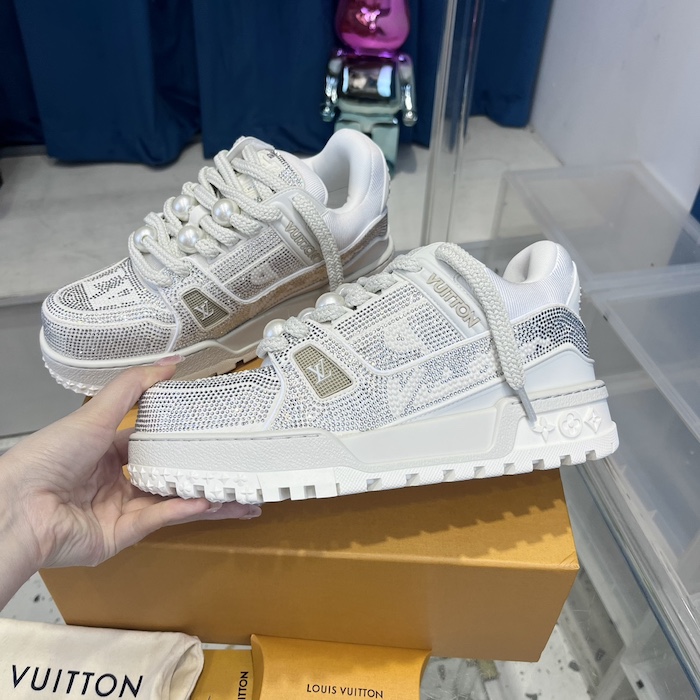 l**is V*t*n lv trainer maxi sneaker white