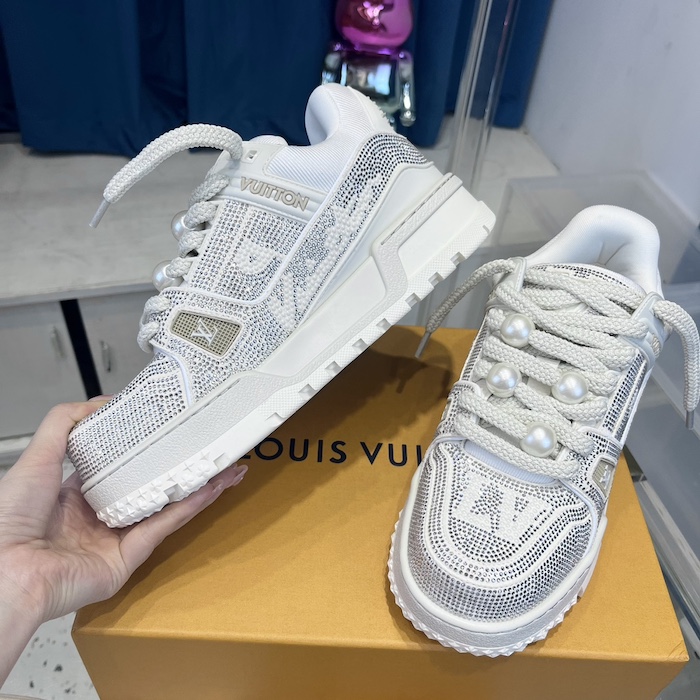 l**is V*t*n lv trainer maxi sneaker white