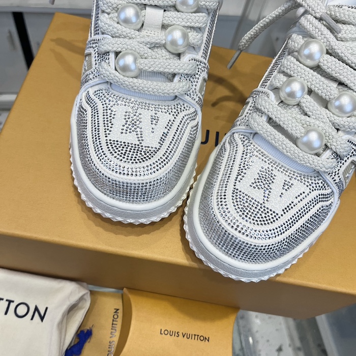 l**is V*t*n lv trainer maxi sneaker white