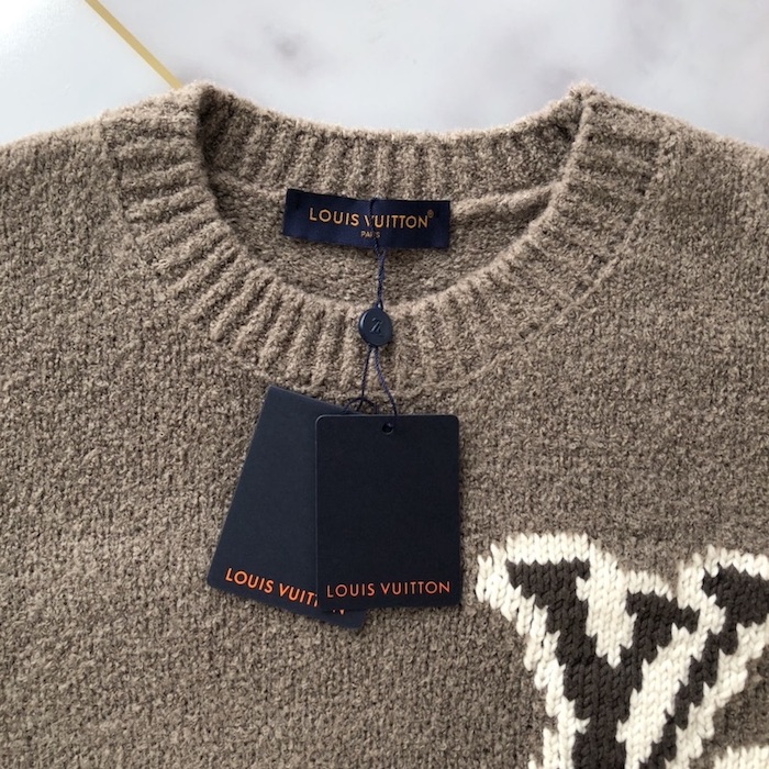 l**is V*t*n wool blend crewneck 1af326