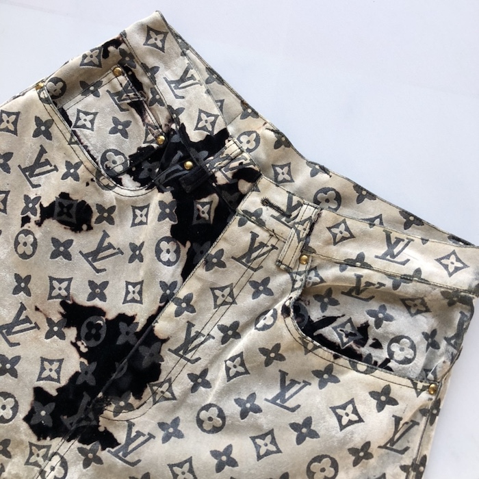 l**is V*t*n monogram denim pants 1aface