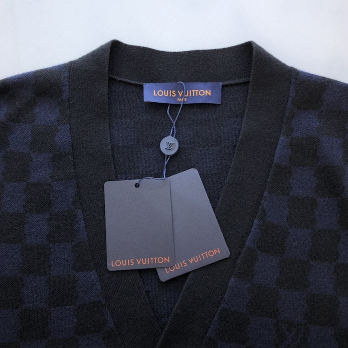 l**is V*t*n wool cardigan 1afjrv