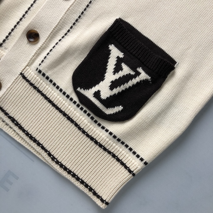 l**is V*t*n signature light cardigan 1afpy1