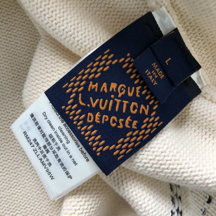 l**is V*t*n signature light cardigan 1afpy1