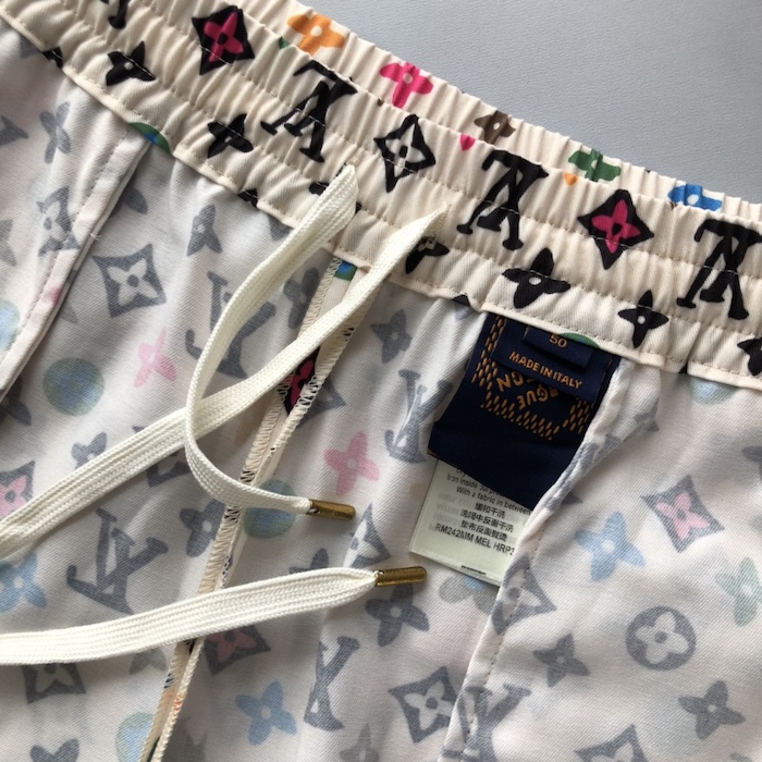 l**is V*t*n monogram printed silk shorts 1afpze