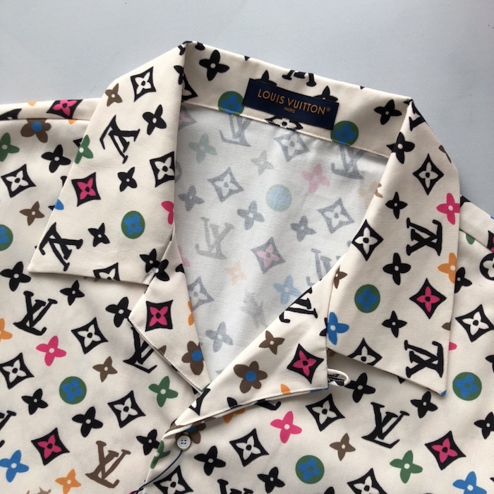 l**is V*t*n monogram printed short-sleeved silk shirt 1afq26