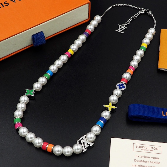 l**is V*t*n mng pearls party necklace m01500