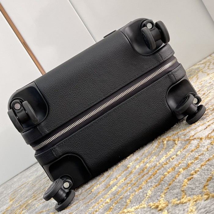 l**is V*t*n black cowhide leather horizon 55 m10240