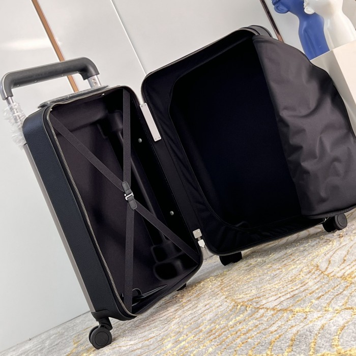 l**is V*t*n black cowhide leather horizon 55 m10240