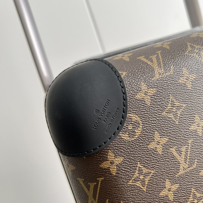 l**is V*t*n monogram canvas horizon 55 m20294