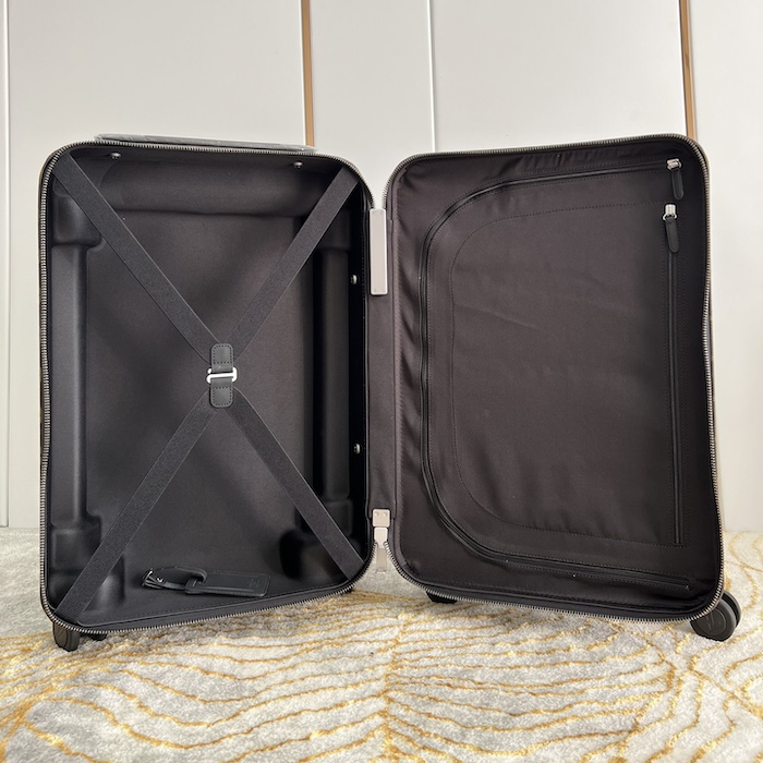 l**is V*t*n monogram canvas horizon 55 m20294