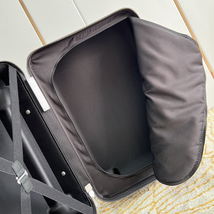l**is V*t*n monogram canvas horizon 55 m20294