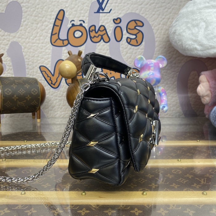 l**is V*t*n lambskin leather go-14 mm m22891