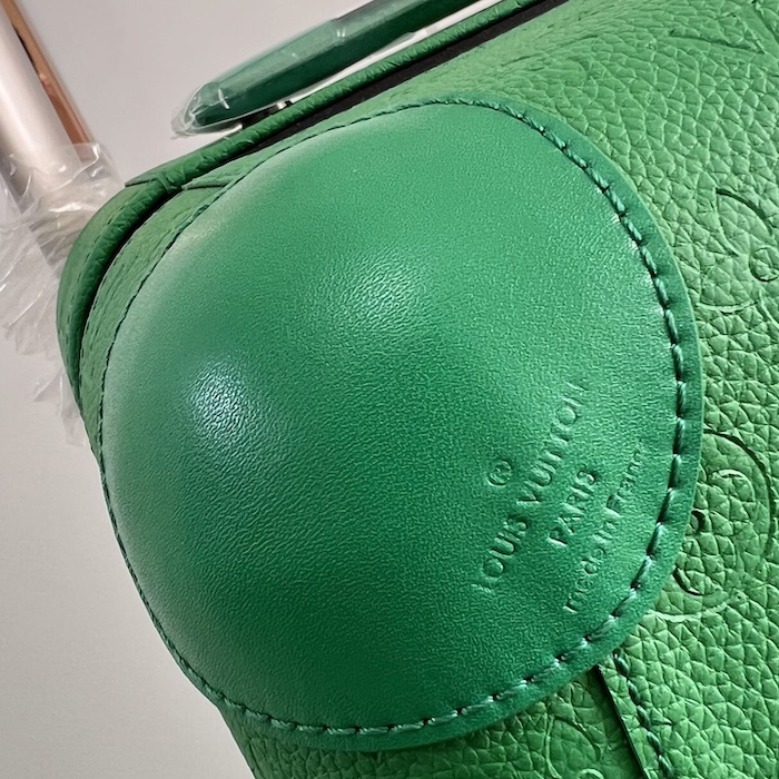l**is V*t*n taurillon monogram leather horizon 55 m23633