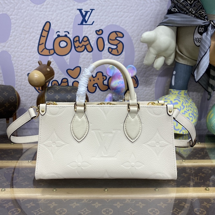 l**is V*t*n onthego east west cream m23698