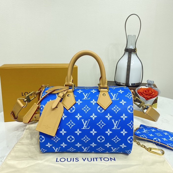 l**is V*t*n monogram leather speedy p9 bandouliere 25 m24424