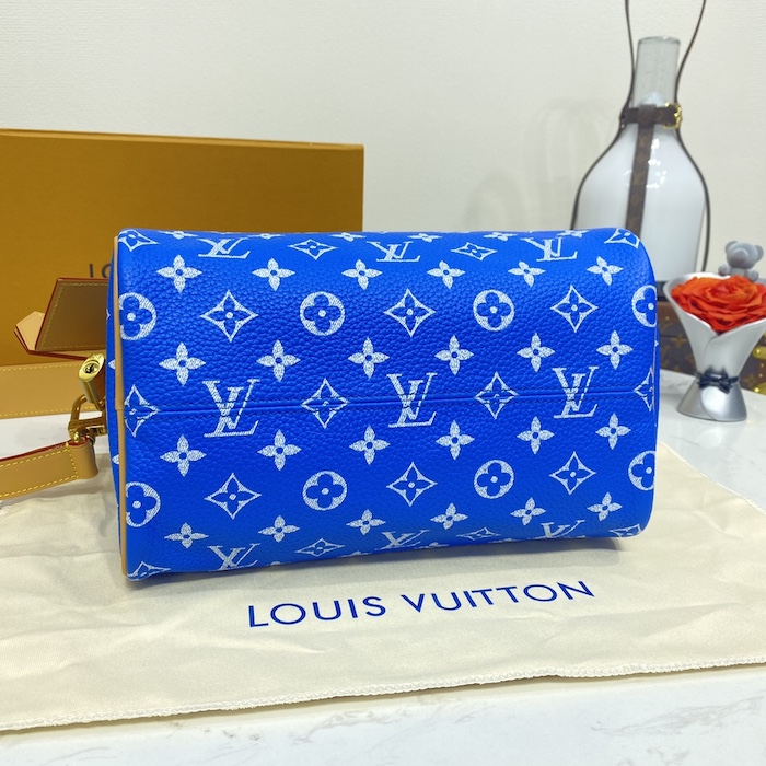 l**is V*t*n monogram leather speedy p9 bandouliere 25 m24424