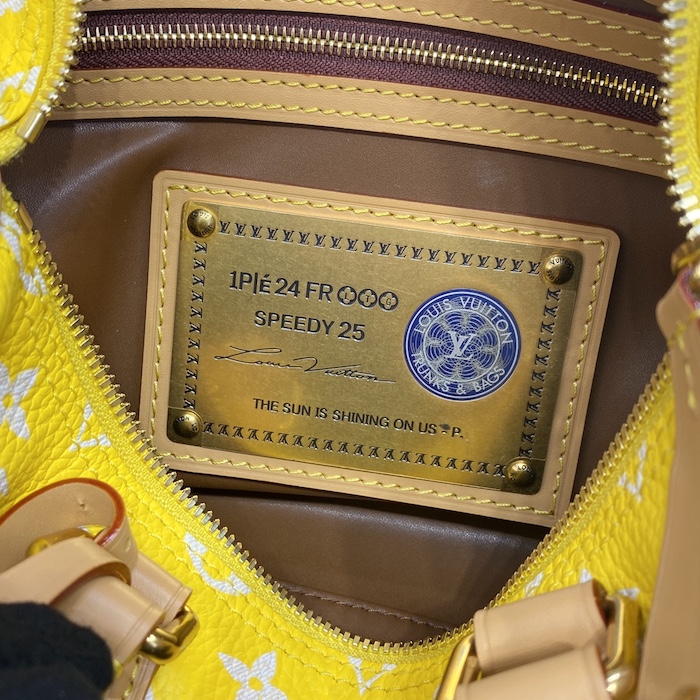 l**is V*t*n monogram leather speedy p9 bandouliere 25 m24426
