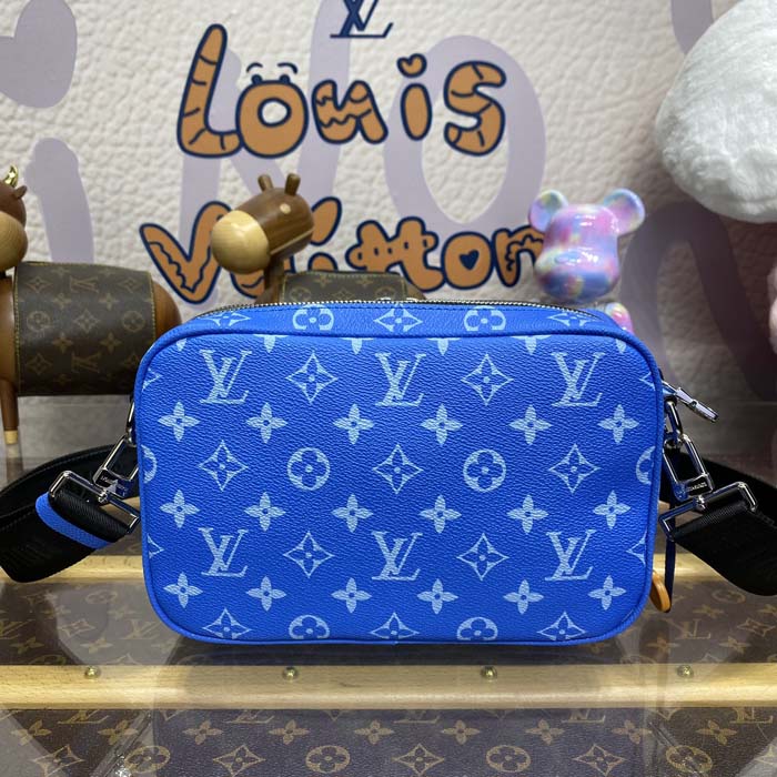 l**is V*t*n taiga cowhide leather alpha messenger blue m31016
