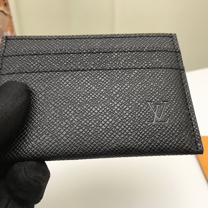 l**is V*t*n taiga leather double card holder m32730