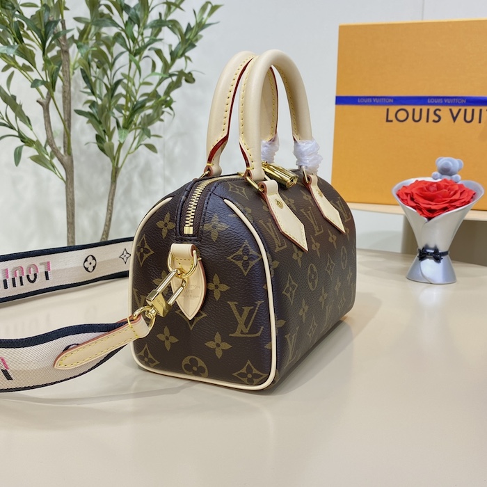 l**is V*t*n monogram canvas speedy bandoulière 20 m46234