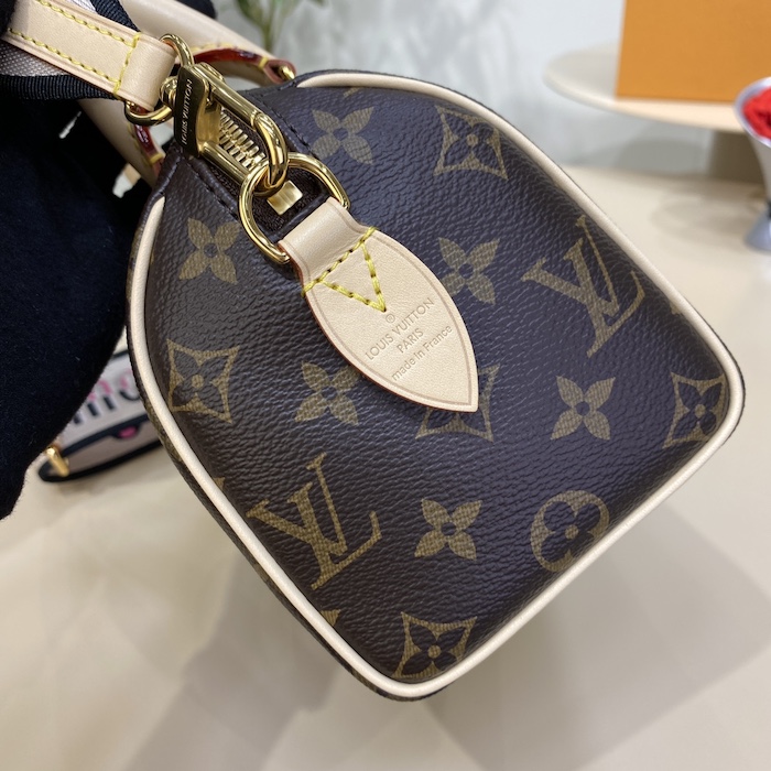 l**is V*t*n monogram canvas speedy bandoulière 20 m46234
