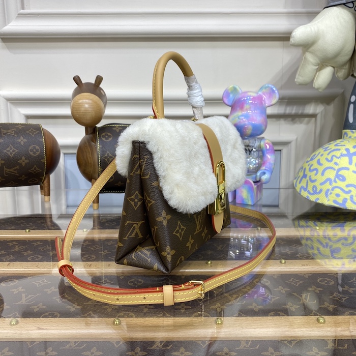 l**is V*t*n monogram canvas and shearling locky bb m46318