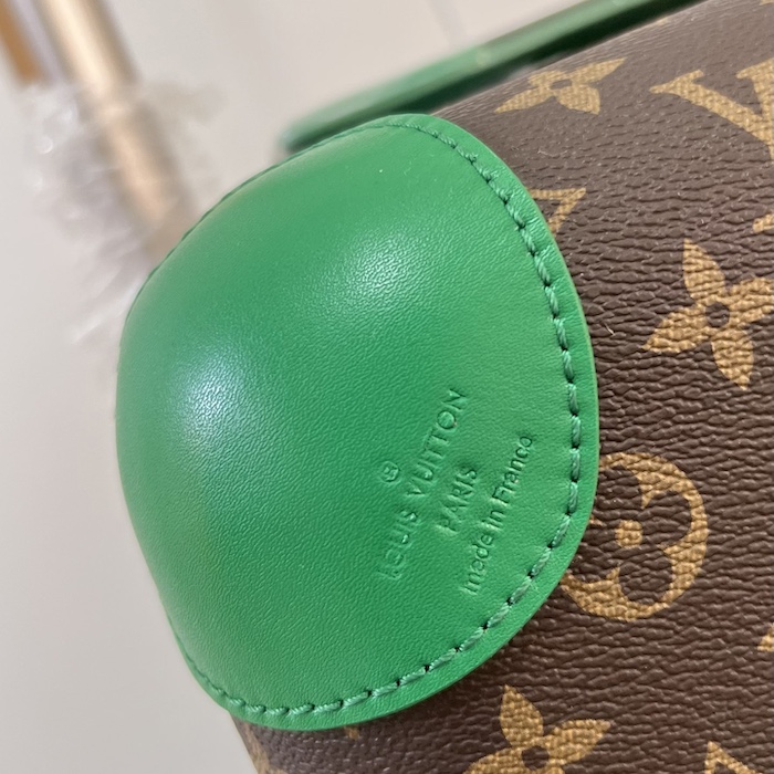 l**is V*t*n monogram canvas horizon 55 green m46781