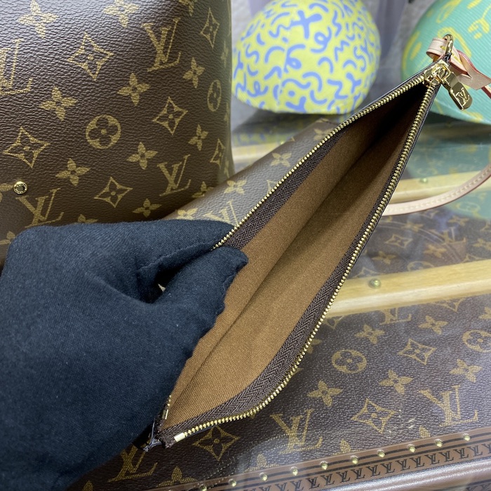 l**is V*t*n monogram canvas atlantis gm m46817