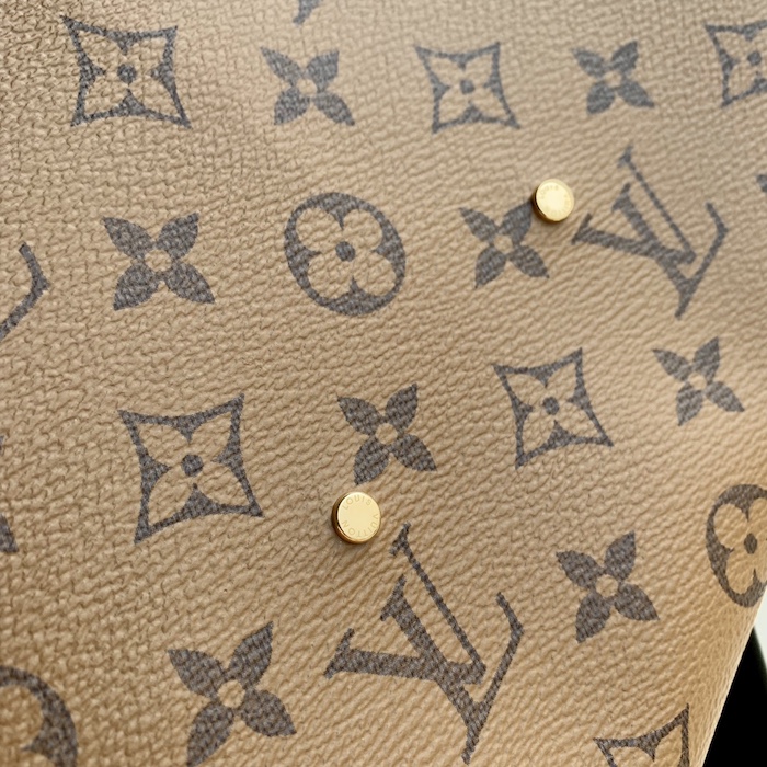 l**is V*t*n monogram reverse coated canvas atlantis gm m46821