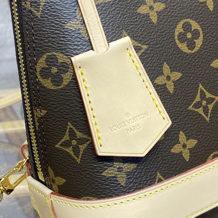 l**is V*t*n monogram canvas alma backpack m47132