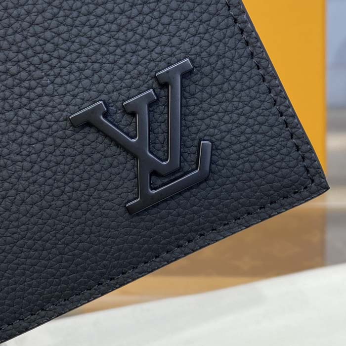 l**is V*t*n black aerogram cowhide leather coin card holder m82068