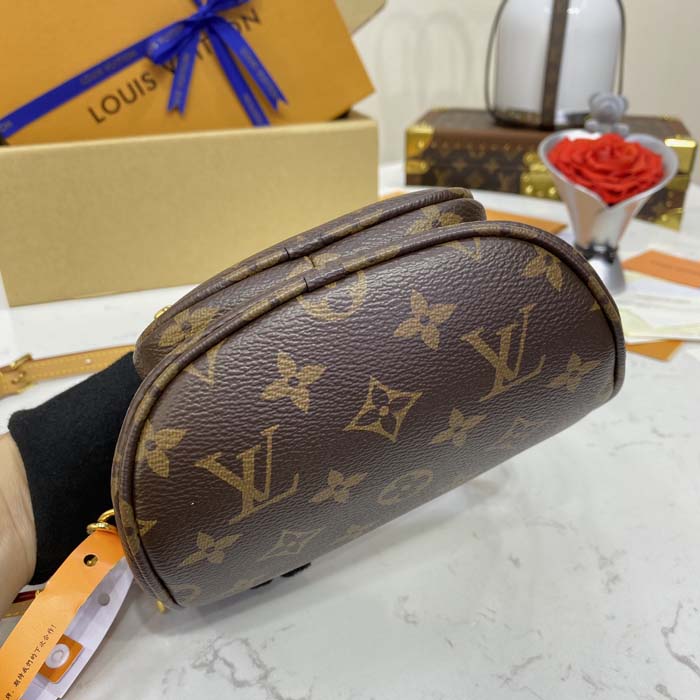 l**is V*t*n monogram canvas mini bumbag m82335