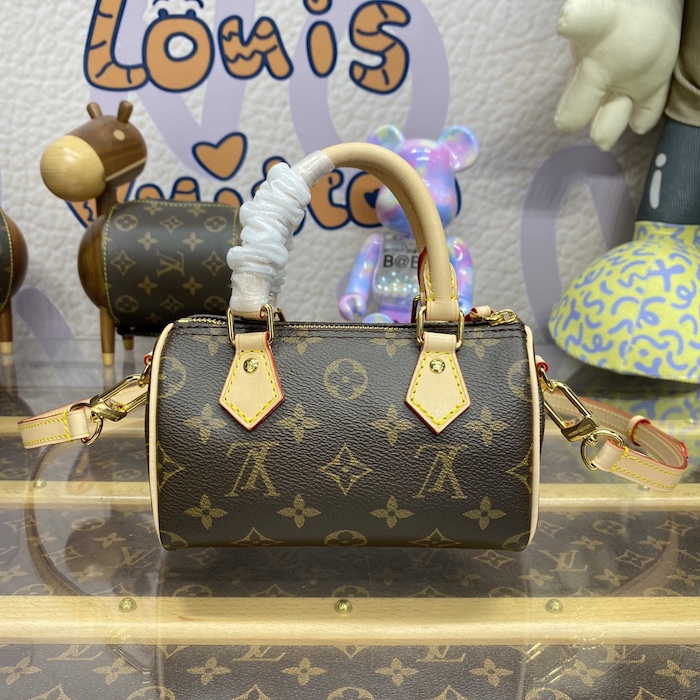 l**is V*t*n monogram canvas nano speedy m82624