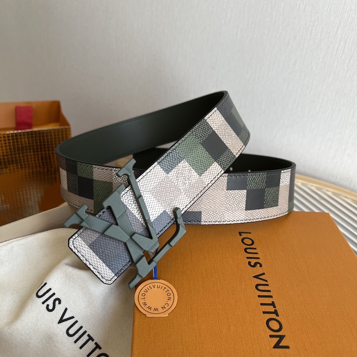 l**is V*t*n lv mega pixel 40mm reversible belt m8470