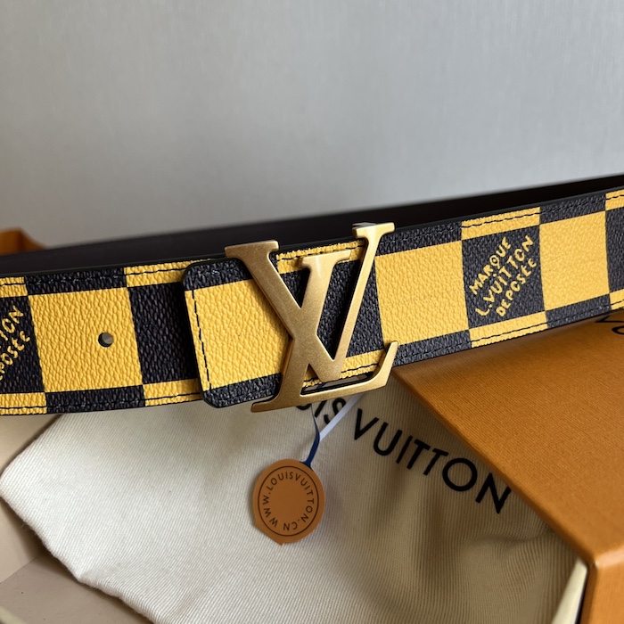 l**is V*t*n lv initiales 40mm reversible belt m8546