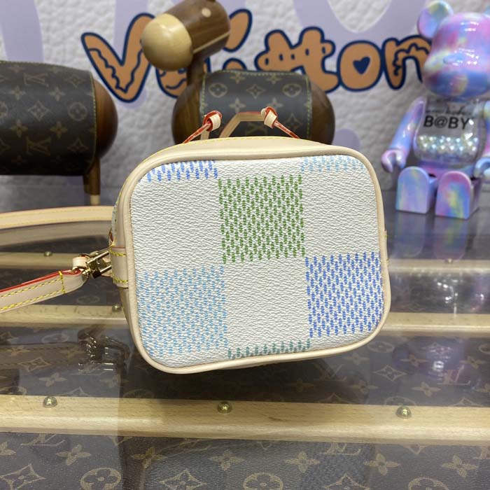 l**is V*t*n damier canvas nano noé n40640