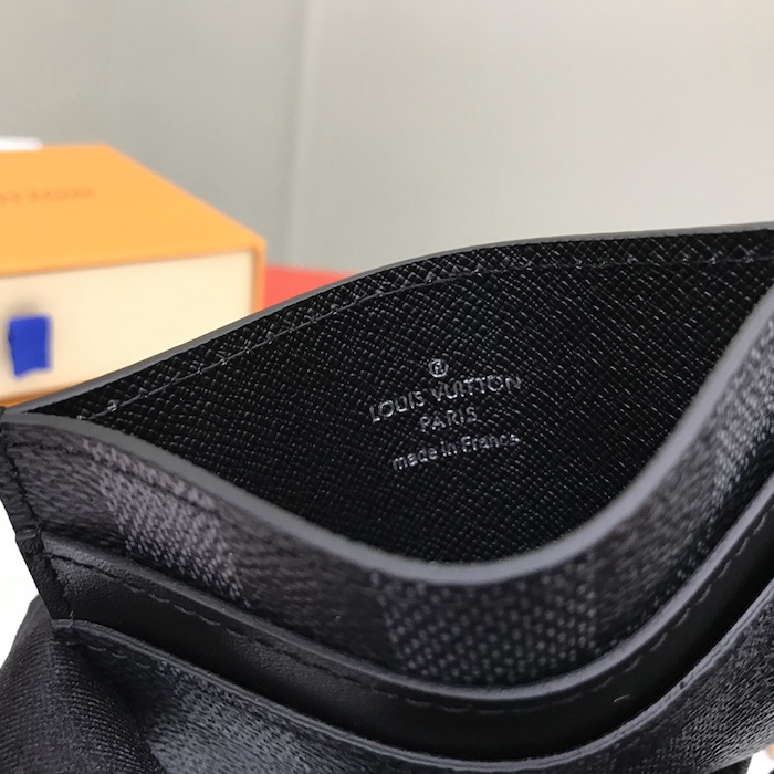 l**is V*t*n damier graphite double card holder n62170